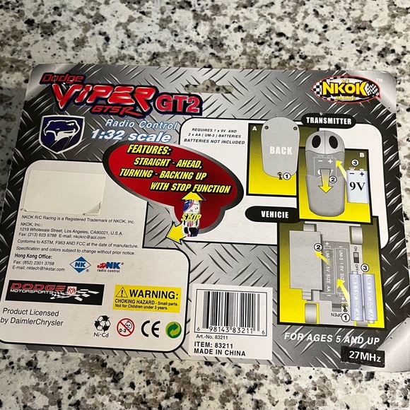 Dodge Viper radio control GT 2 car - Picture 10 of 11